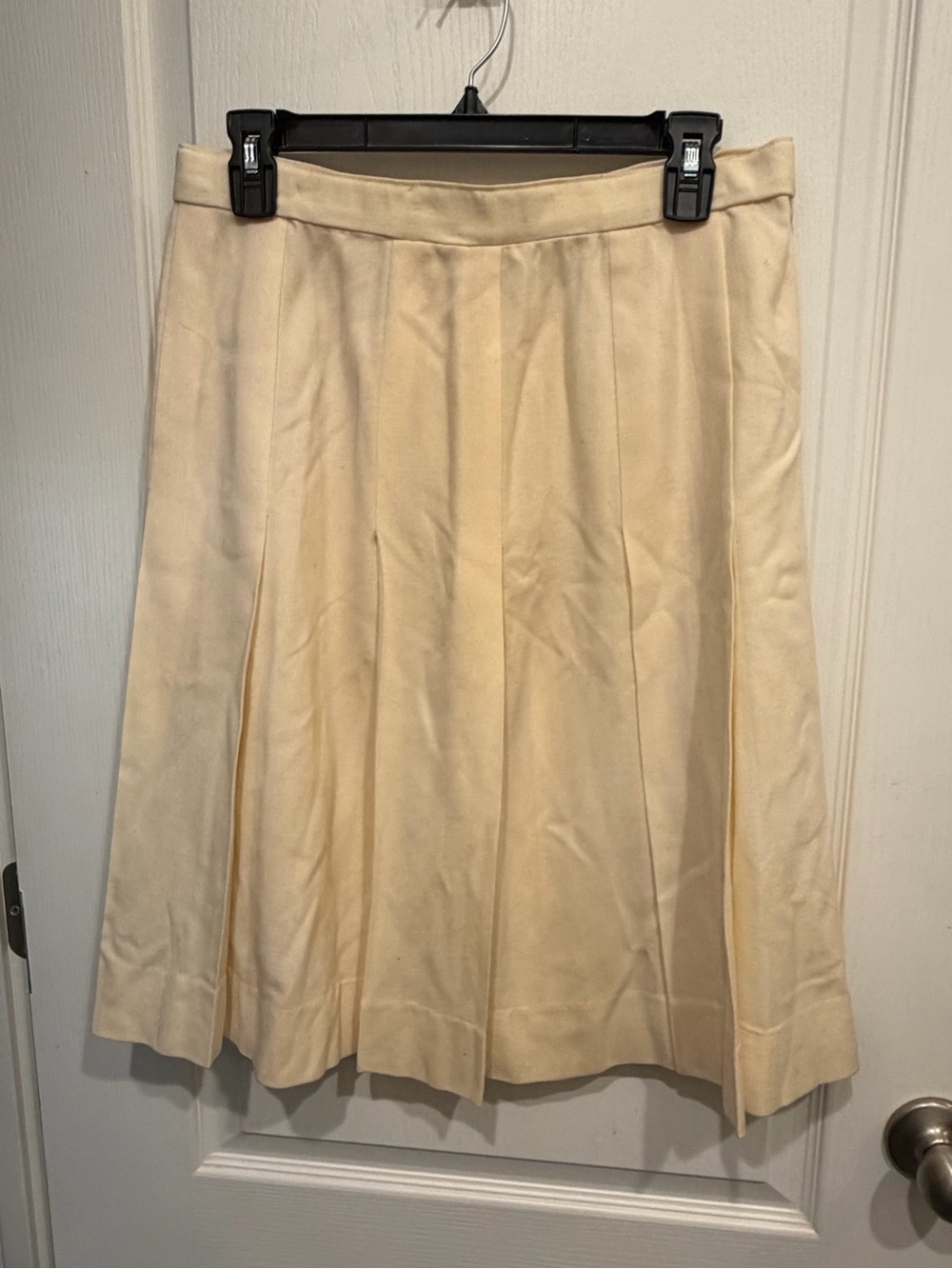 Pendleton Cream Pleated A-Line Skirt